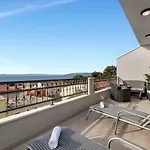 Luxurious Eol Appartement Makarska