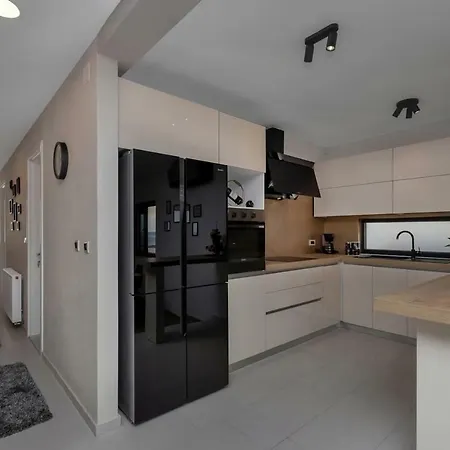 Apartment Luxurious Eol Makarska