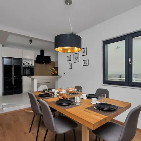 Luxurious Eol Apartment *