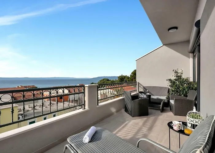 Luxurious Eol Apartmán