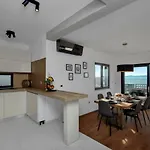 Luxurious Eol Διαμέρισμα *