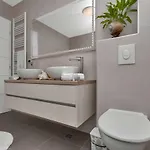 Luxurious Eol Μακάρσκα