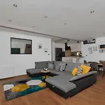 Luxurious Eol