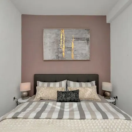 Luxurious Eol Μακάρσκα