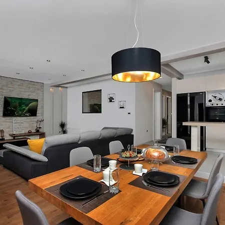 Luxurious Eol Appartement Makarska